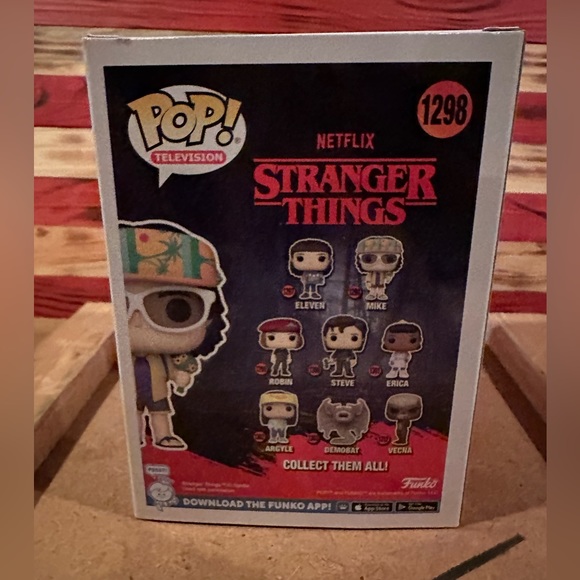 Funko POP Stranger Things Mike #1298 - Picture 3 of 4